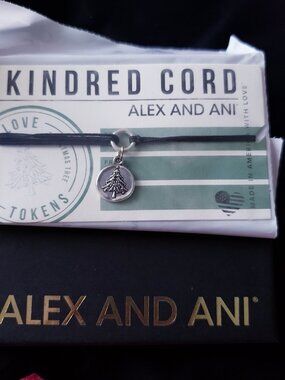 NWT Alex and Ani Kindred Cord Christmas Tree Bracelet 521
